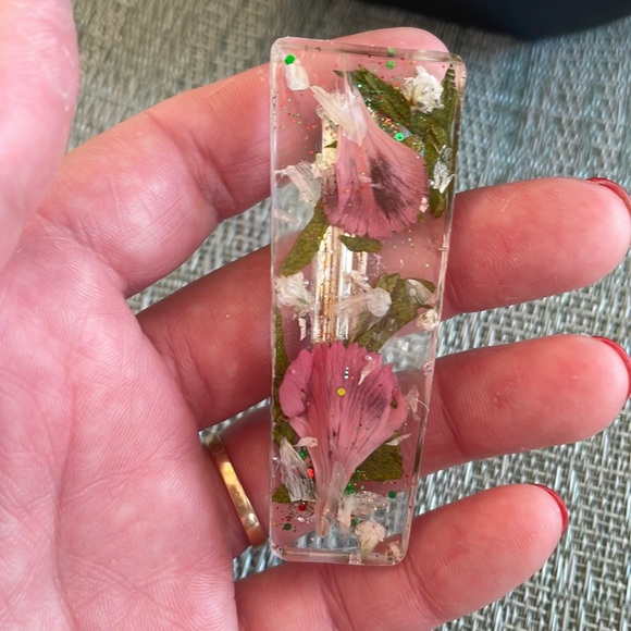 XMAS Handmade Pressed Flower Holiday Vibes French Hair Clip Trapezoid Shape - Picture 3 of 8